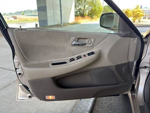 Used 2000 Honda Accord EX image 19