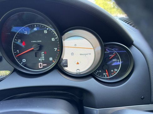 Used 2018 Porsche Cayenne AWD/4WD image 39