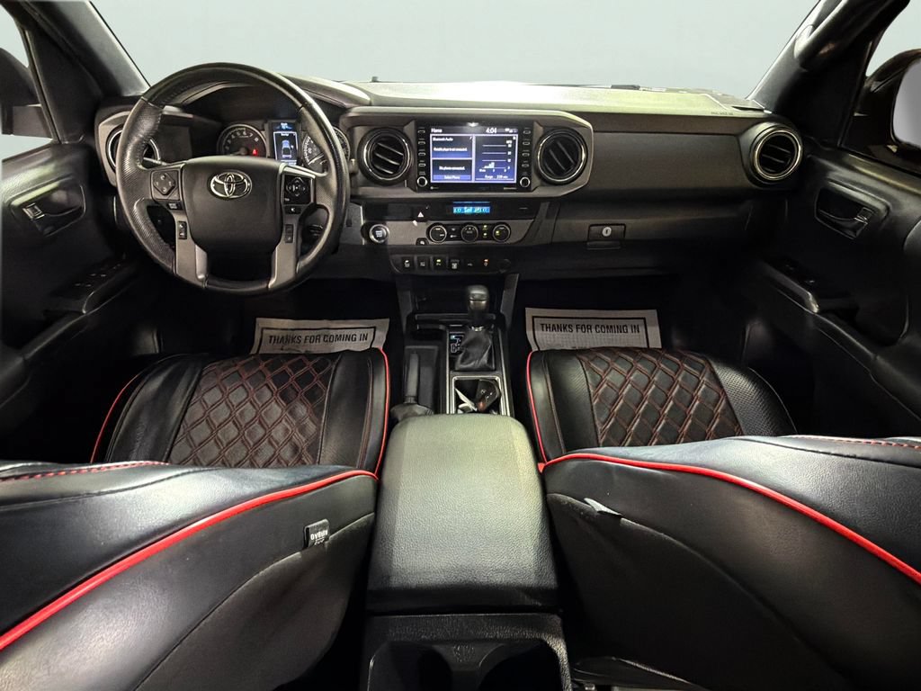 Used 2022 Toyota Tacoma TRD Sport w/ Technology Package RWD image 32