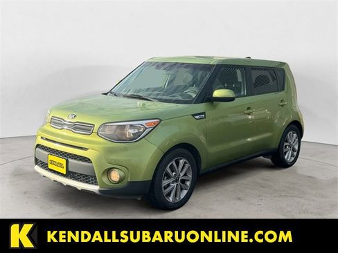 Used 2018 Kia Soul + image 1