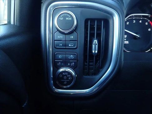 Used 2022 GMC Sierra 1500 SLT w/ SLT Premium Plus Package image 24