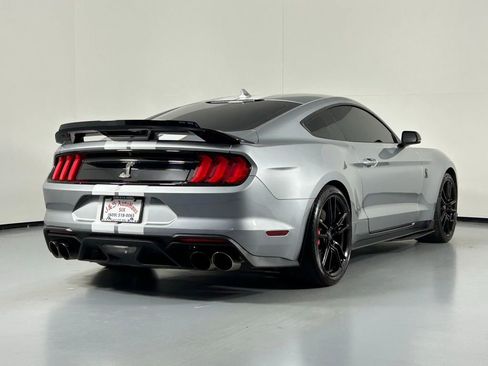 Used 2022 Ford Mustang Shelby GT500 w/ Technology Package image 8