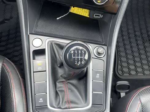 Used 2019 Volkswagen Jetta GLI Autobahn FWD image 29