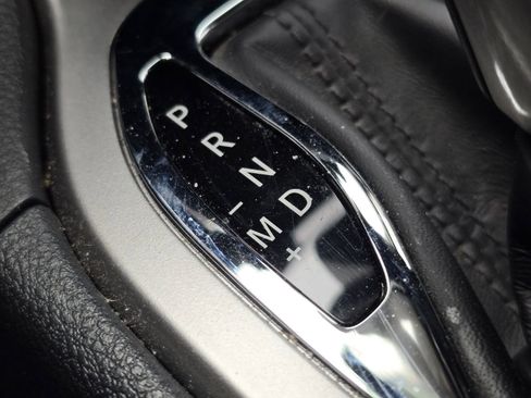 Used 2020 Jeep Grand Cherokee Altitude image 27