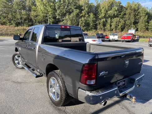 Used 2018 RAM 1500 Big Horn image 4