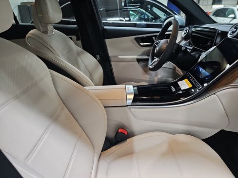 New 2026 Mercedes-Benz GLC 300 image 10