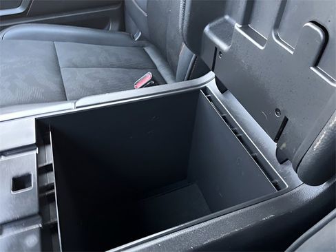 Used 2021 Nissan Titan PRO-4X image 24