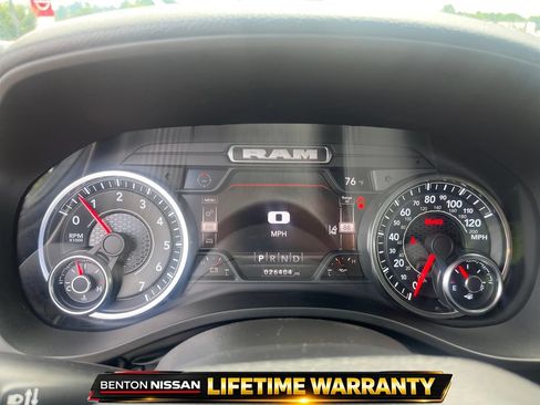 Used 2022 RAM 1500 Big Horn AWD/4WD image 14