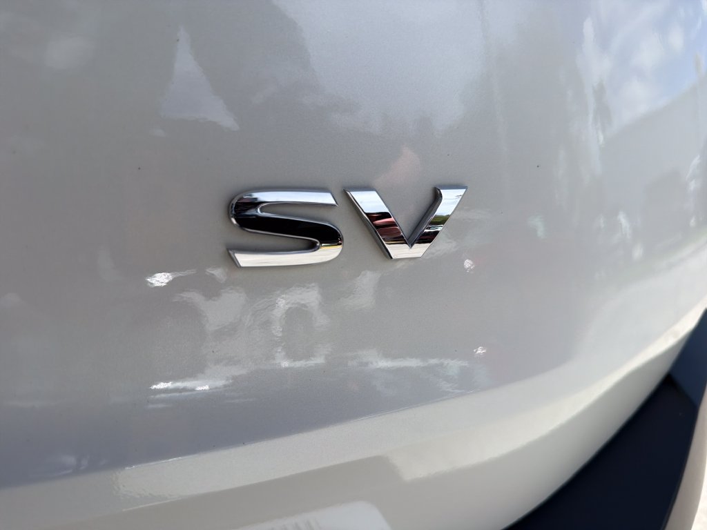 Used 2021 Nissan Rogue SV w/ Premium Package FWD image 11
