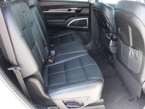 Used 2020 Kia Telluride EX FWD image 19