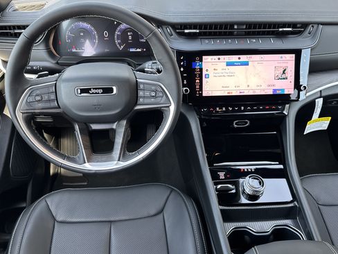 New 2026 Jeep Grand Cherokee Limited Reserve image 29