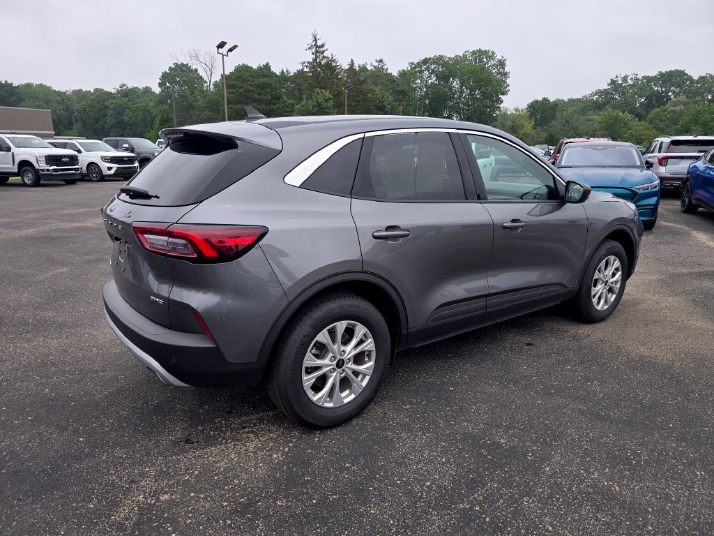 Certified 2024 Ford Escape Active w/ Tech Pack #1 AWD/4WD image 5