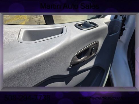 Used 2016 Ford Transit 250 130 Low Roof RWD image 11