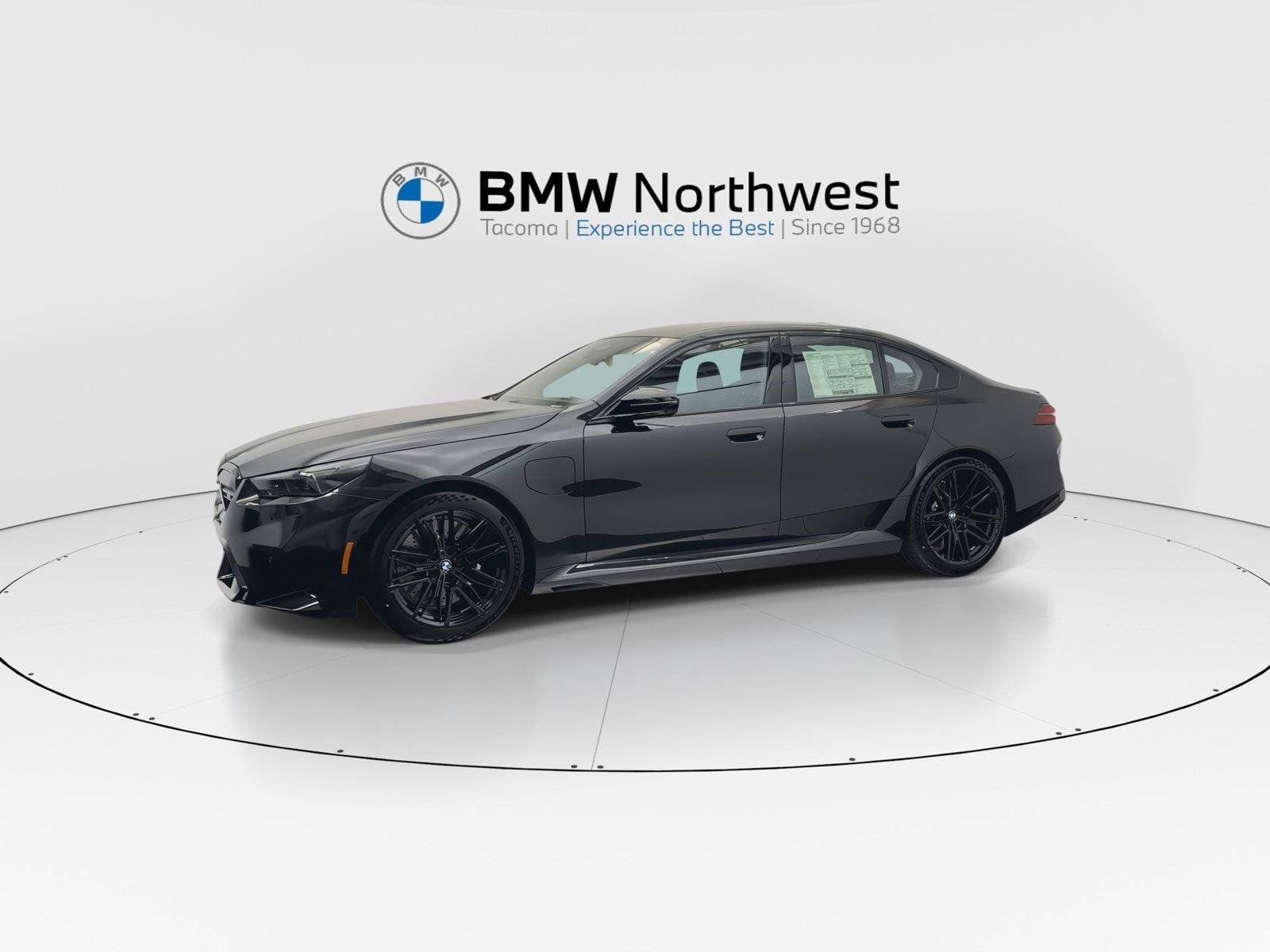 New 2027 BMW M5 w/ Executive Package AWD/4WD image 10