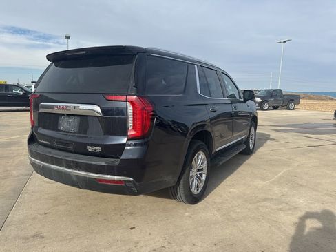 Used 2021 GMC Yukon SLT w/ SLT Luxury Plus Package image 4