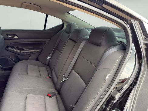 Used 2021 Nissan Altima 2.5 SV image 10