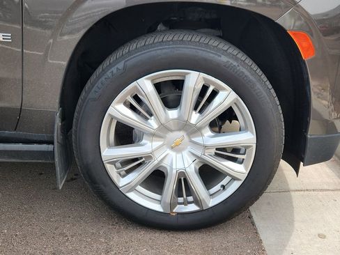 Used 2021 Chevrolet Tahoe High Country AWD/4WD image 11