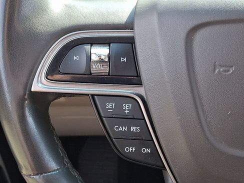 Used 2019 Lincoln Nautilus Reserve AWD/4WD image 22