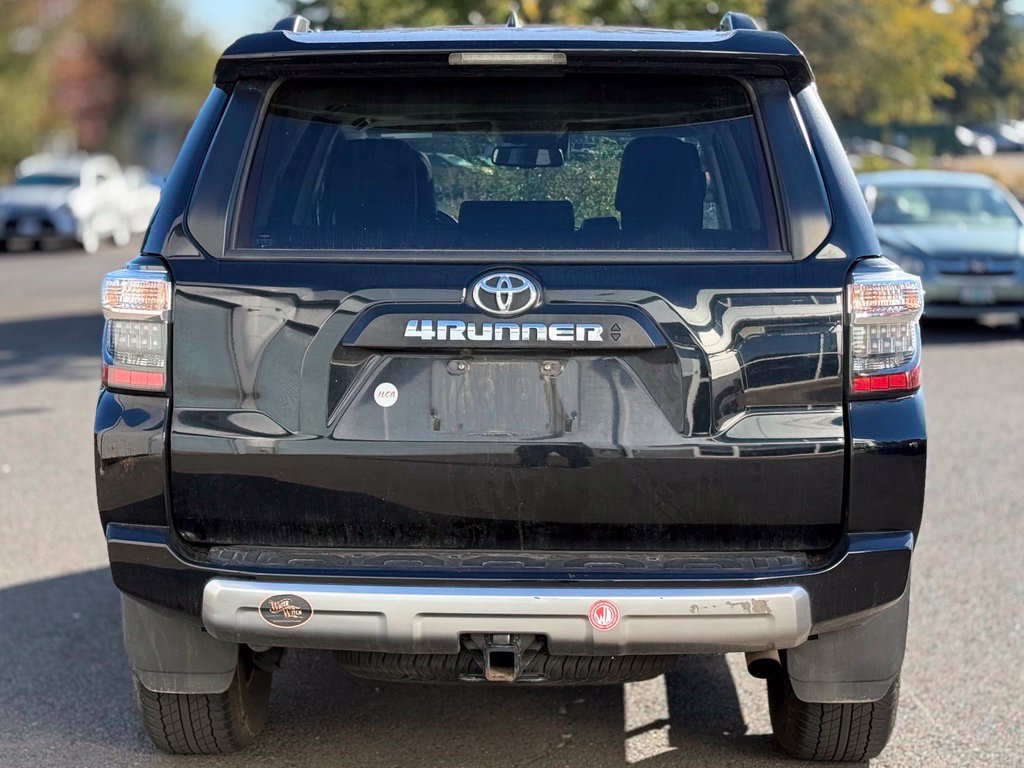 Used 2024 Toyota 4Runner TRD Off-Road Premium w/ Off Road Premium Plus Package AWD/4WD image 4