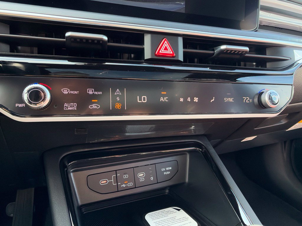 New 2027 Kia K5 GT-Line FWD image 14