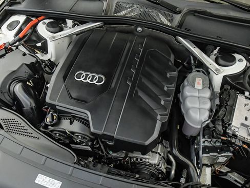 Used 2022 Audi A4 2.0T Premium Plus w/ Premium Plus Package AWD/4WD image 28