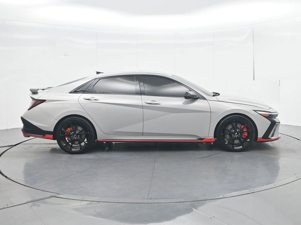 Used 2026 Hyundai Elantra N FWD image 4