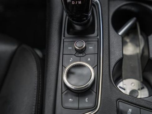 Used 2020 Cadillac XT5 Sportv w/ LPO, Illumination Package AWD/4WD image 25