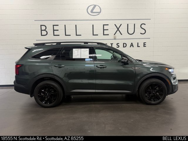 Used 2023 Kia Sorento S w/ Panoramic Sunroof Package AWD/4WD image 3