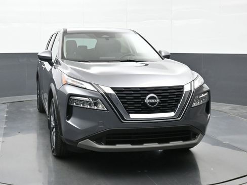Used 2023 Nissan Rogue SV AWD/4WD image 7