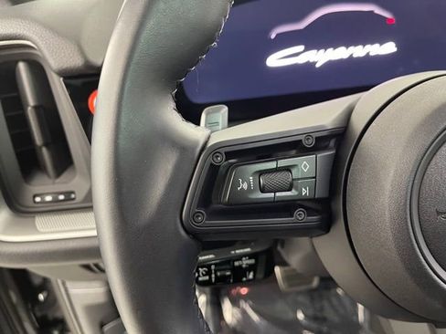 New 2025 Porsche Cayenne E-Hybrid Coupe image 39