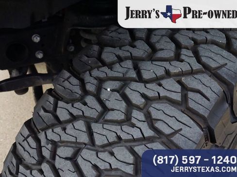 Used 2023 Jeep Gladiator Rubicon w/ Cold Weather Group AWD/4WD image 8