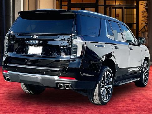 Used 2025 Chevrolet Tahoe High Country AWD/4WD image 6
