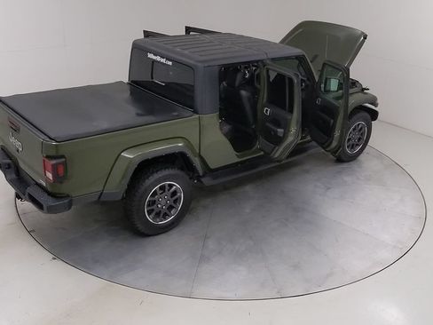Used 2022 Jeep Gladiator Overland w/ Dual Top Group AWD/4WD image 49