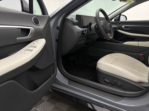 Used 2026 Hyundai Sonata SEL FWD image 12