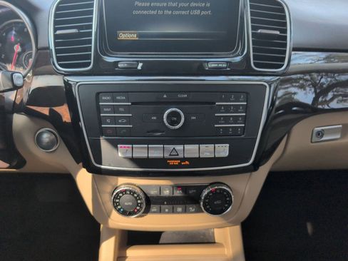 Used 2017 Mercedes-Benz GLE 350 image 13