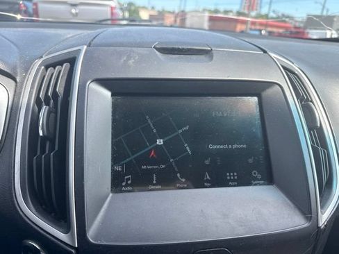 Used 2016 Ford Edge SEL w/ Equipment Group 201A AWD/4WD image 24