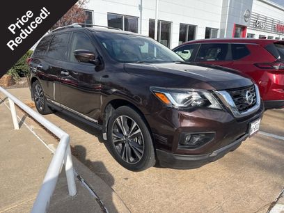 Used 2020 Nissan Pathfinder Platinum