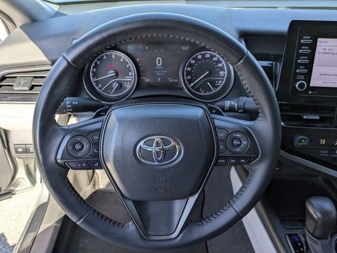 Used 2021 Toyota Camry SE w/ Convenience Package image 20