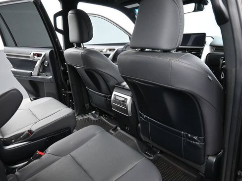 Used 2023 Lexus GX 460 Premium AWD/4WD image 12