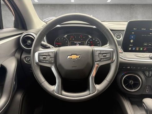 Certified 2024 Chevrolet Blazer LT w/ Convenience Package FWD image 20
