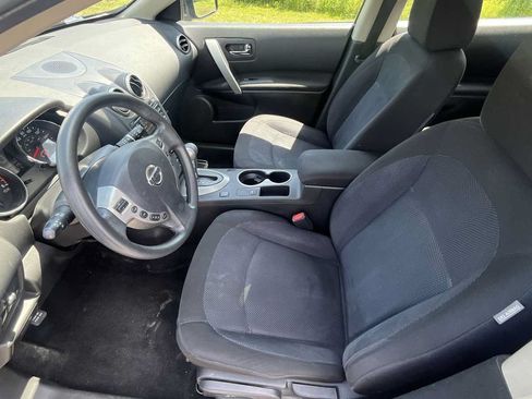 Used 2014 Nissan Rogue S w/ Convenience Package AWD/4WD image 15