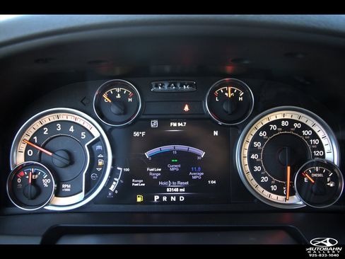 Used 2017 RAM 2500 SLT w/ Luxury Group image 10