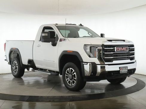 Used 2024 GMC Sierra 3500 SLE w/ SLE Convenience Package AWD/4WD image 2