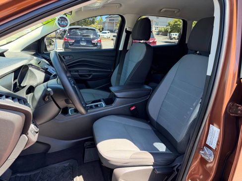 Used 2017 Ford Escape S FWD image 7