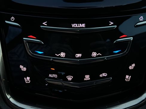 Used 2019 Cadillac CTS Luxury image 29