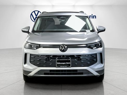 New 2026 Volkswagen Tiguan SE image 8