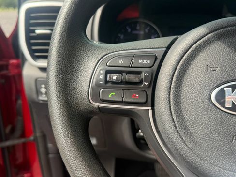 Used 2019 Kia Sportage LX AWD/4WD image 11