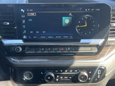 Used 2023 Chevrolet Silverado 1500 LT image 13