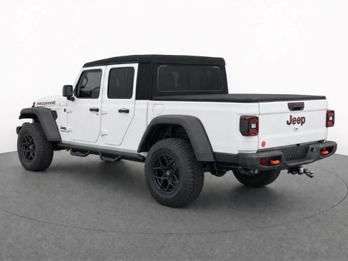 Used 2024 Jeep Gladiator Mojave w/ Technology Group AWD/4WD image 36
