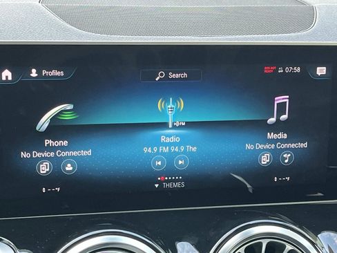 Certified 2021 Mercedes-Benz GLB 250 w/ Premium Package image 27